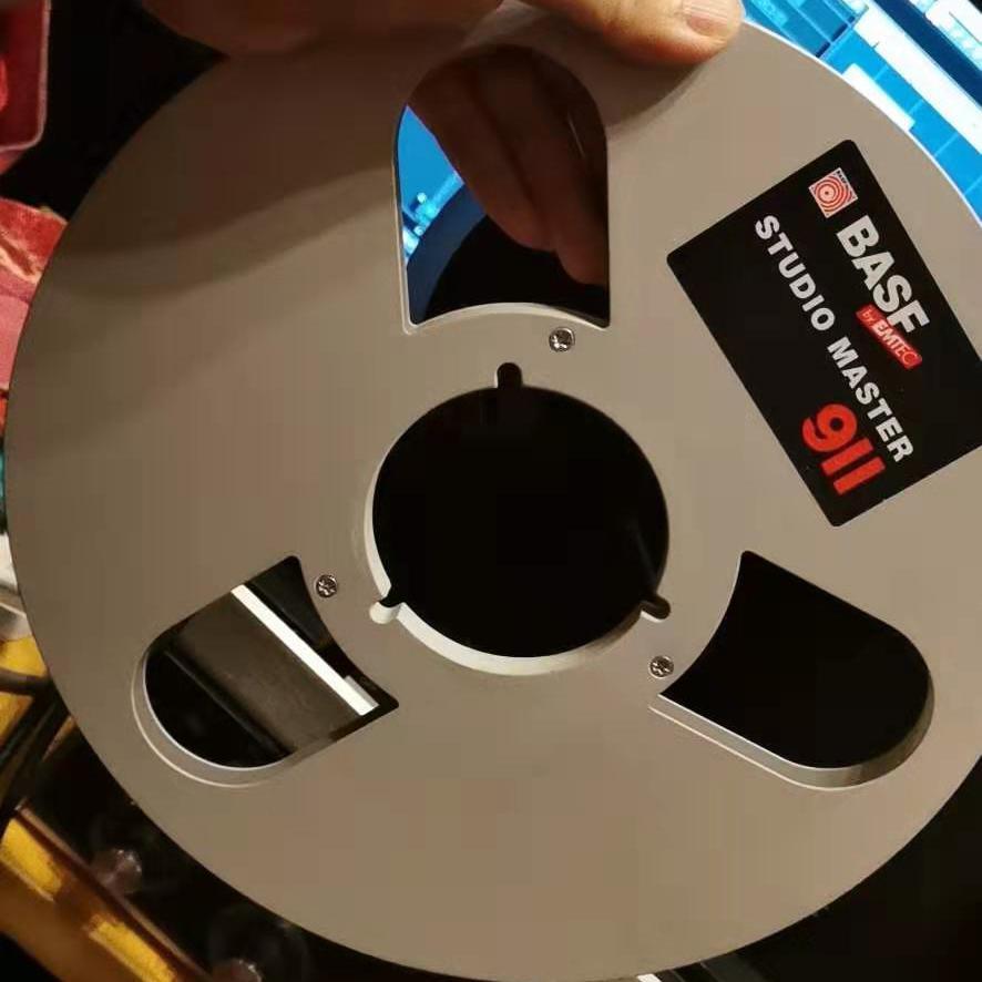 Tape Collections 19-19