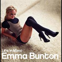 原版伴奏  Something Tells Me - Emma Bunton ( Karaoke )有和声