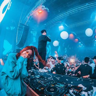 快手极品舞曲｜摇摆至上