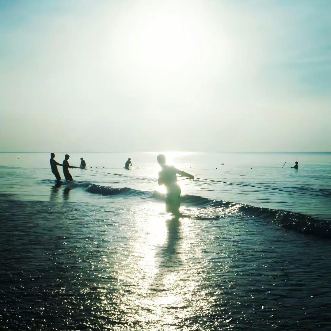 不吃耳机嘘歌曲封面