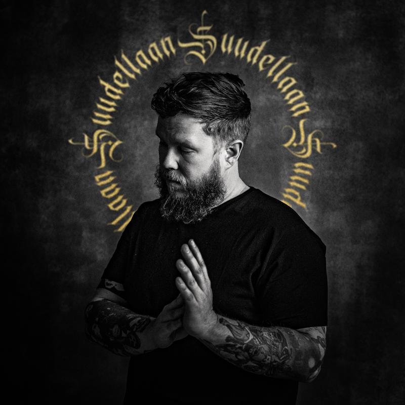 Suudellaan