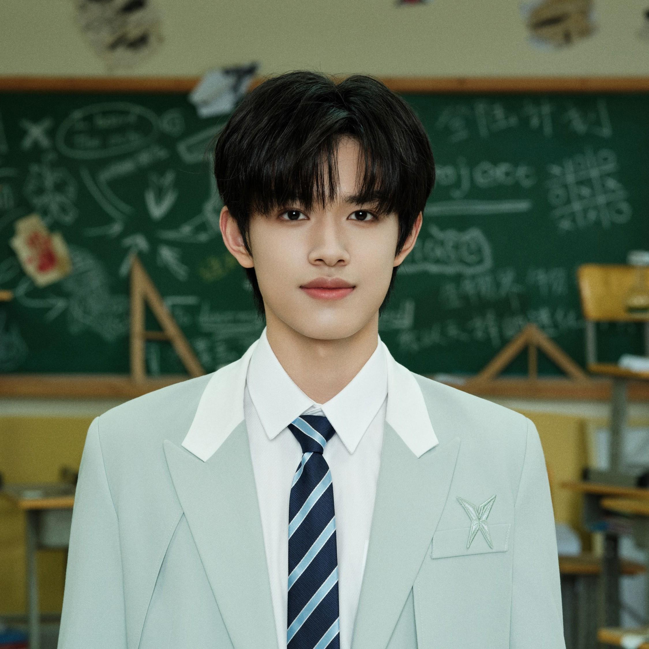 TOP登陆少年-张极