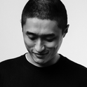 杨秉音