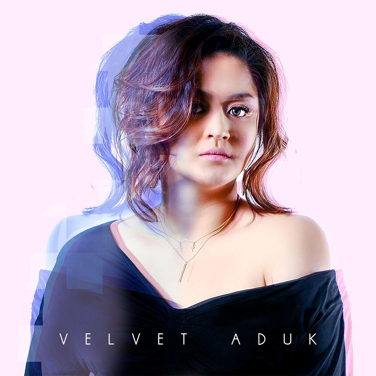 Velvet Aduk专辑