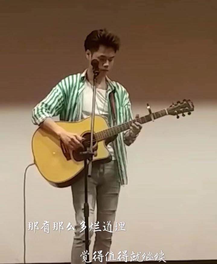 草根专辑