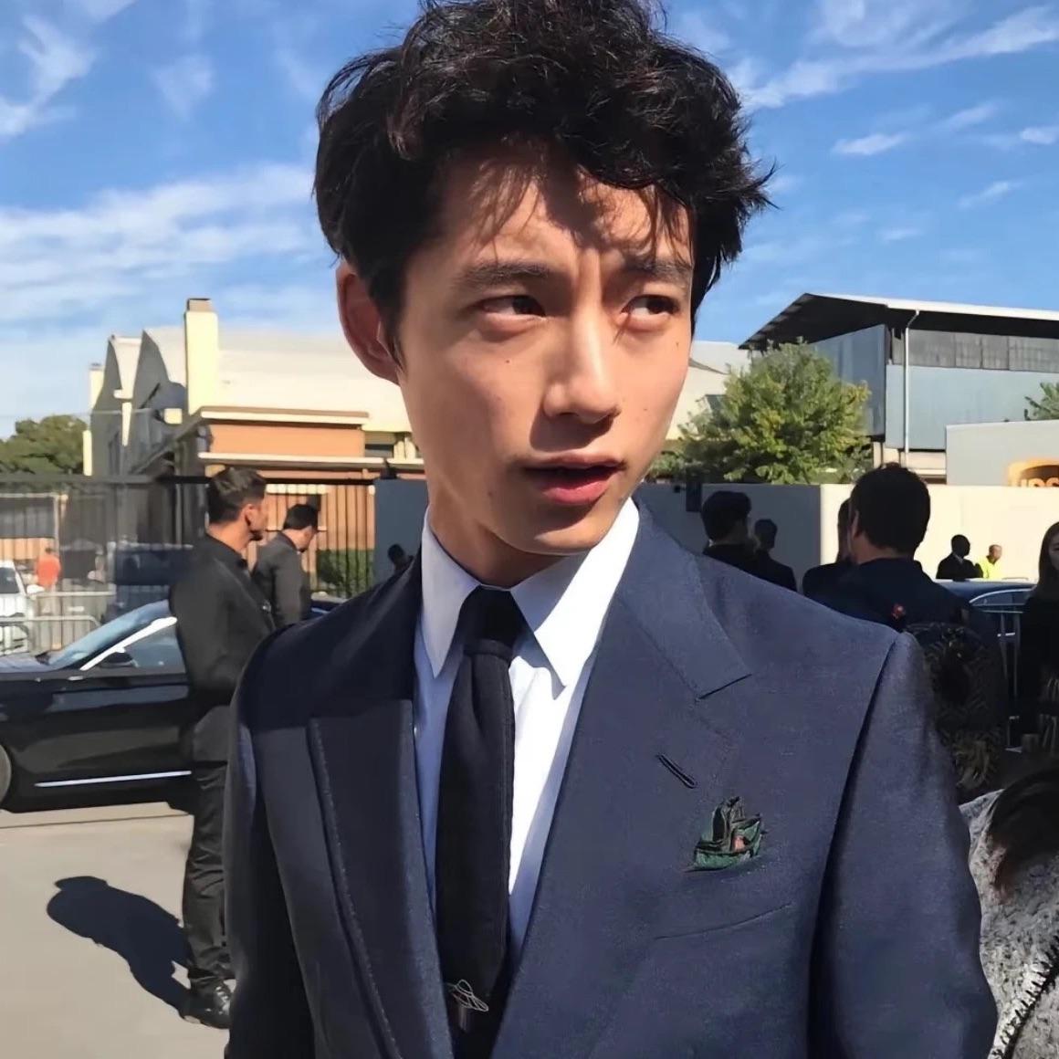 從我第一次第一面見到你開始