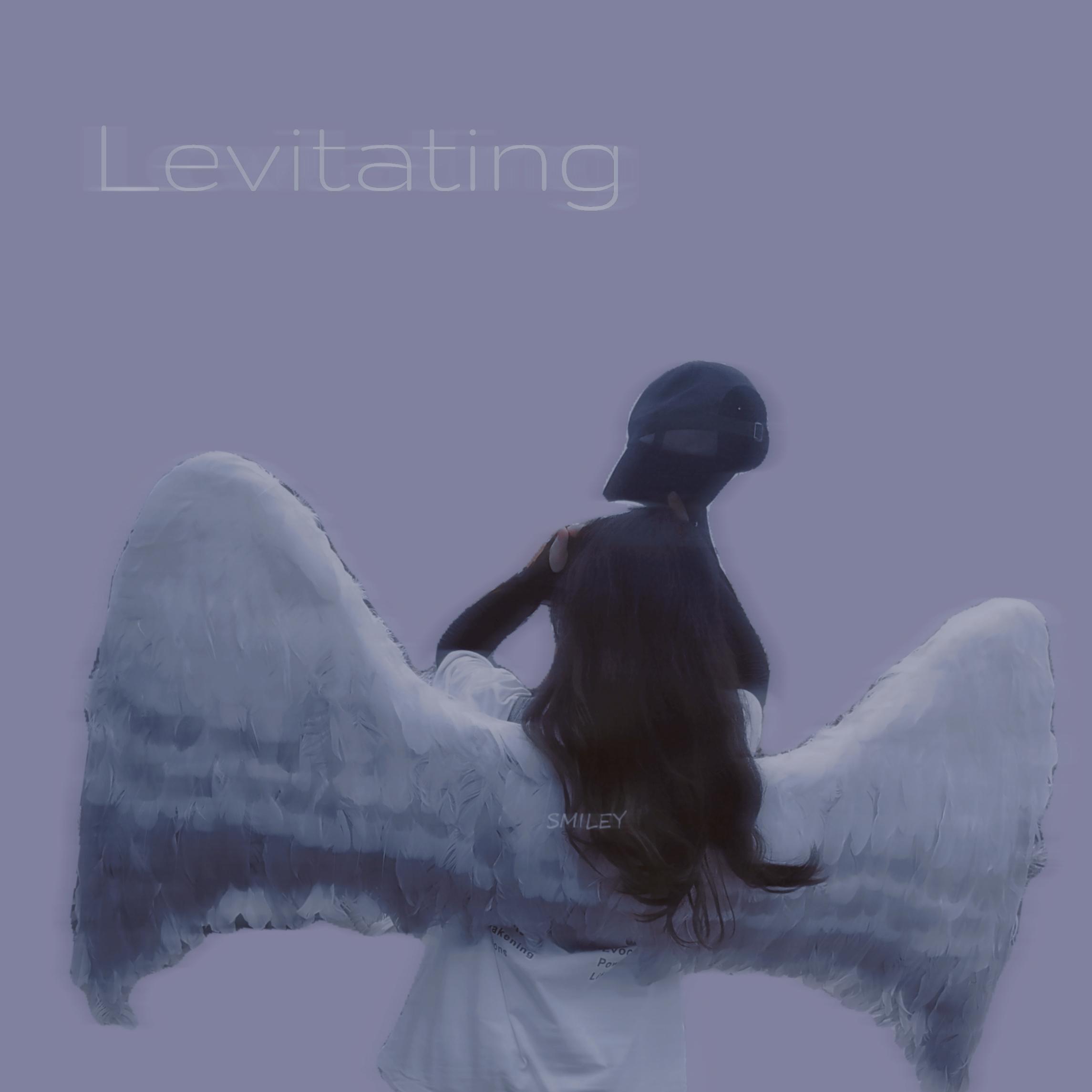 梨笑笑 - Levitating