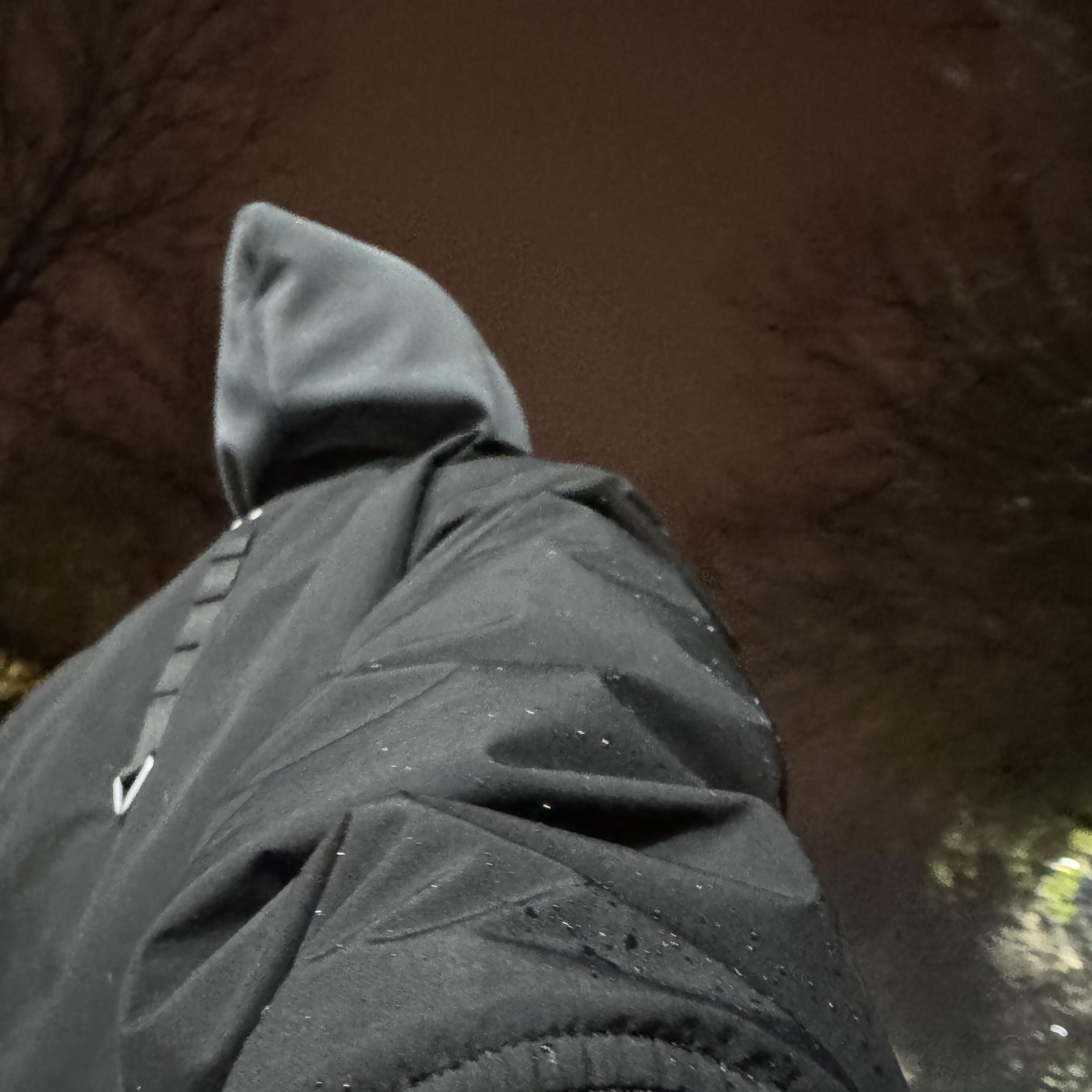 眼眸之间的谎言