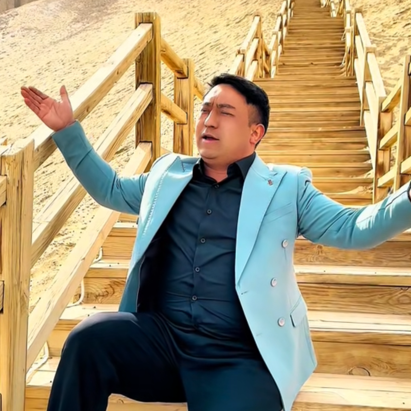 Muhabbat Napriti (爱情的怒火)