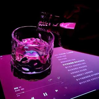 微醺费洛蒙：中文R&B的浪漫酒精氛围