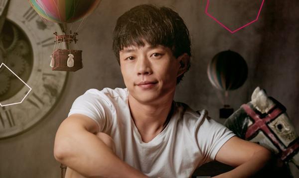 赵雷新专辑《无法长大》独家发布