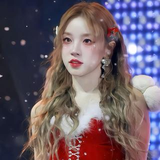 KPOP多巴胺穿搭｜视听盛宴｜色彩暴击