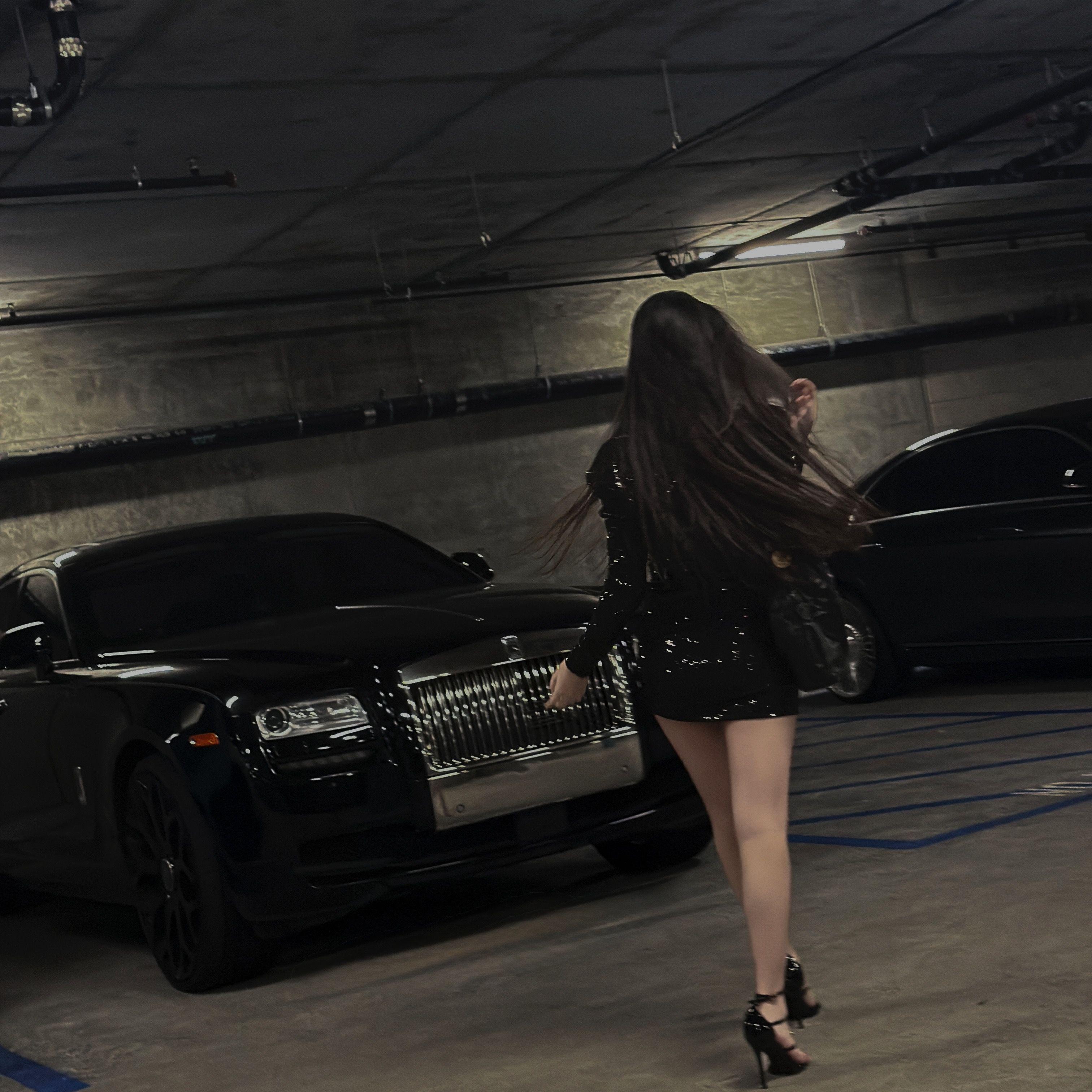 SUV