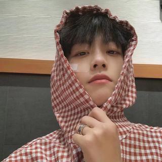 “你说你会哭 不是因为在乎”