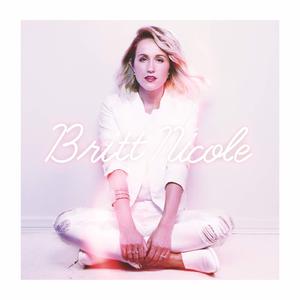 Britt Nicole - Girls Night Out (Pre-V) 带和声伴奏