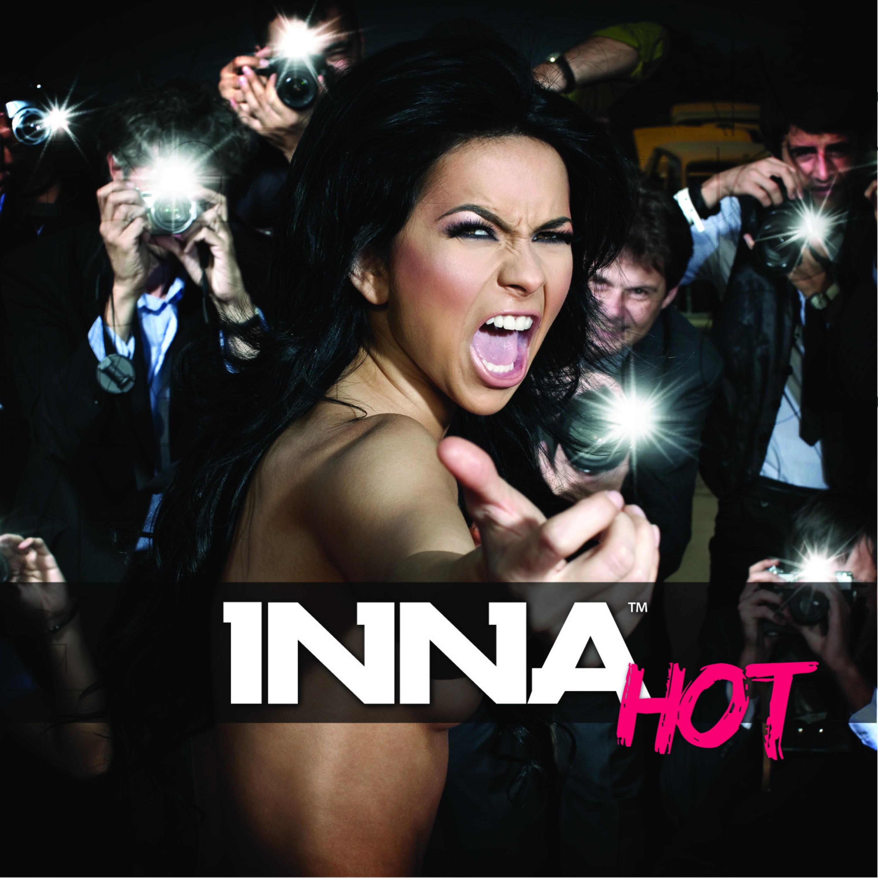 Hot (Play & Win Radio Version)