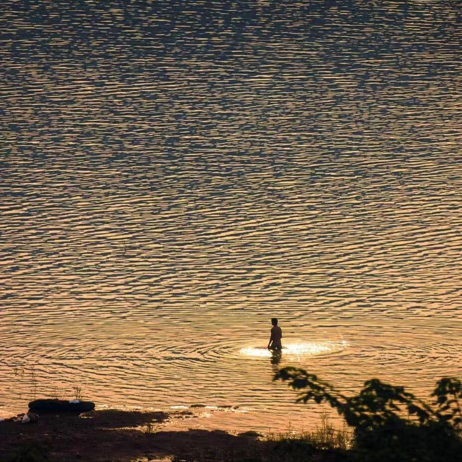 头上还有星空