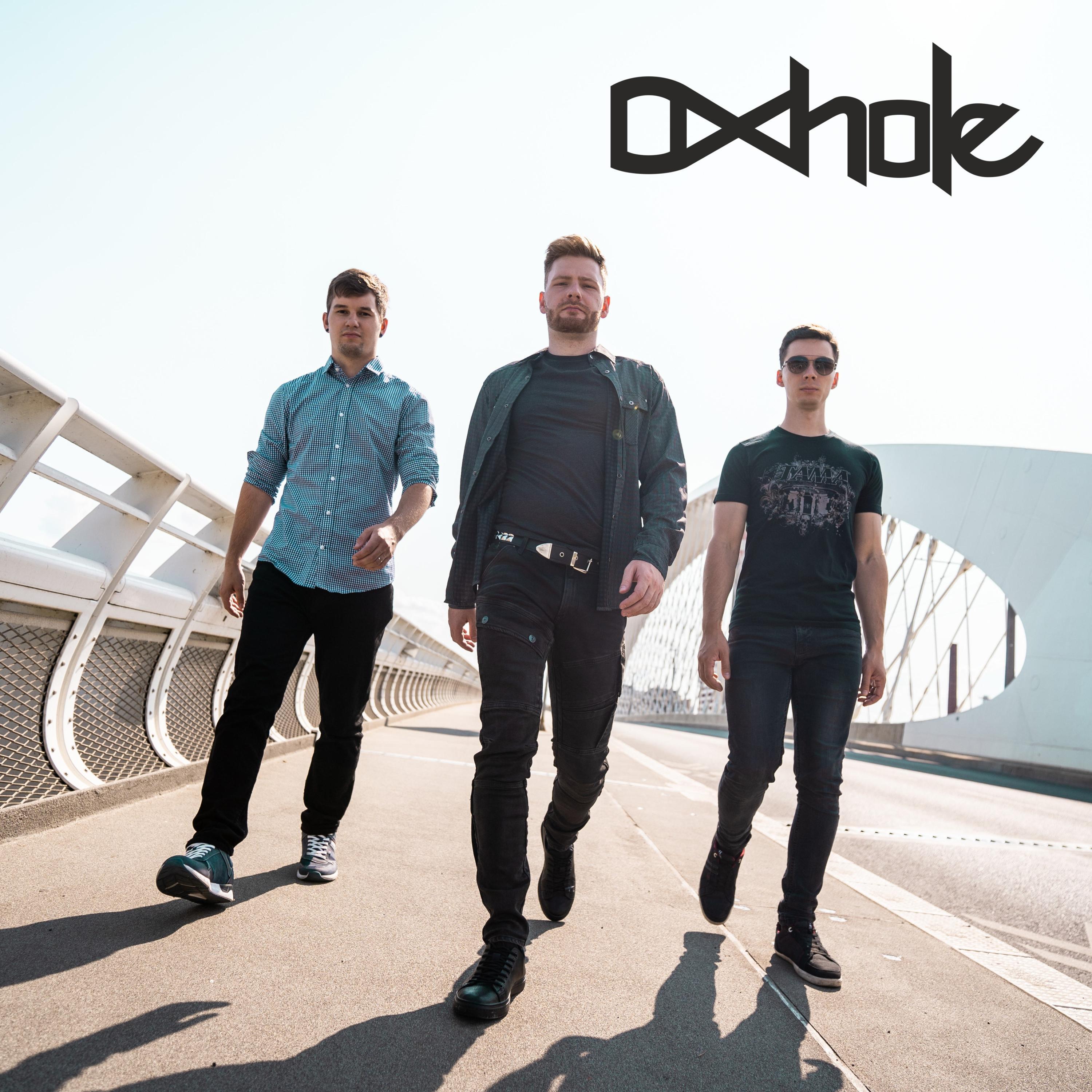 D.E.M. (feat. Damian Wilson & Heri Joensen)