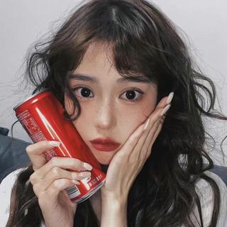 一瓶酒能解决就不要浪费眼泪了