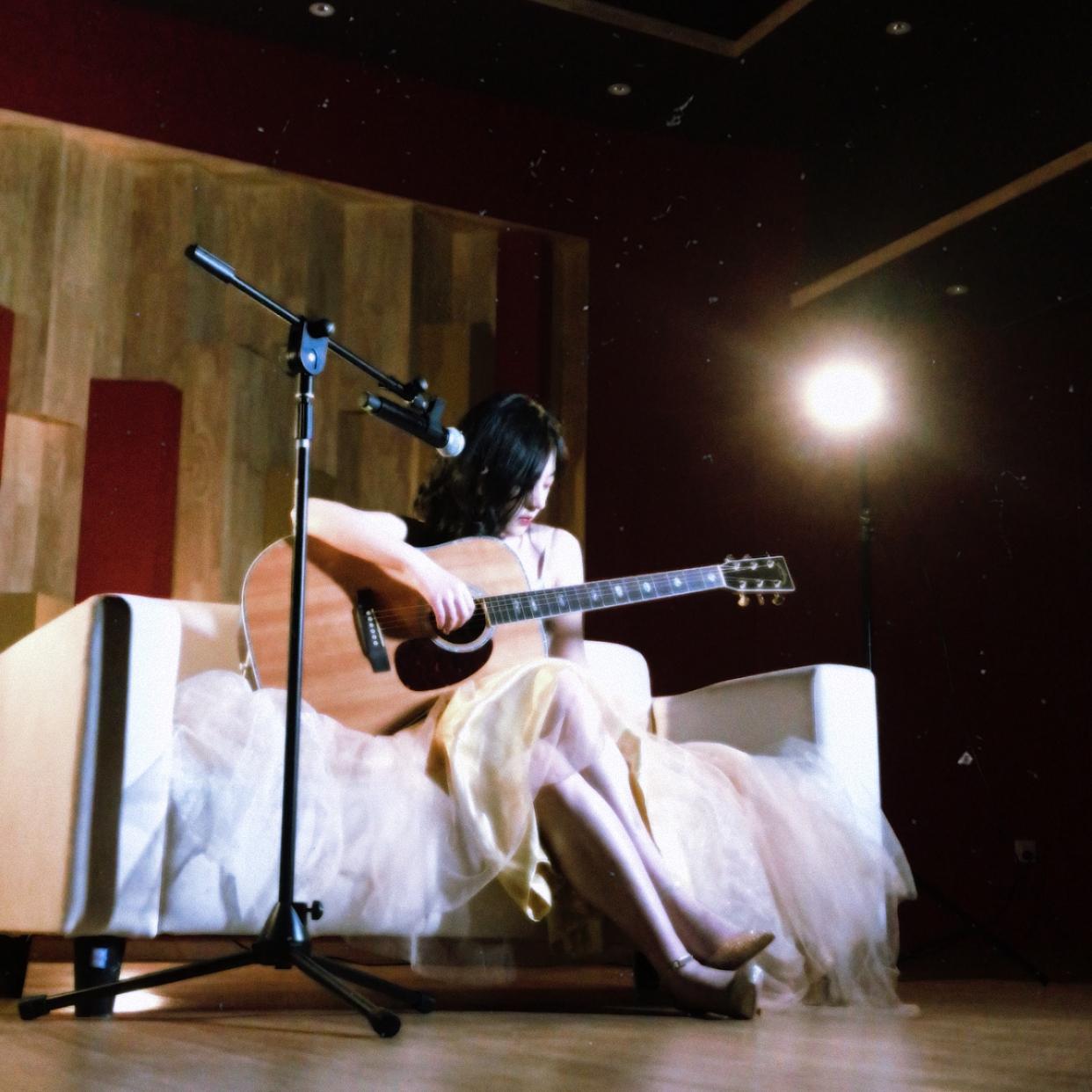 惊艳(demo) - 杨紫怡 - 单曲 - 网易云音乐