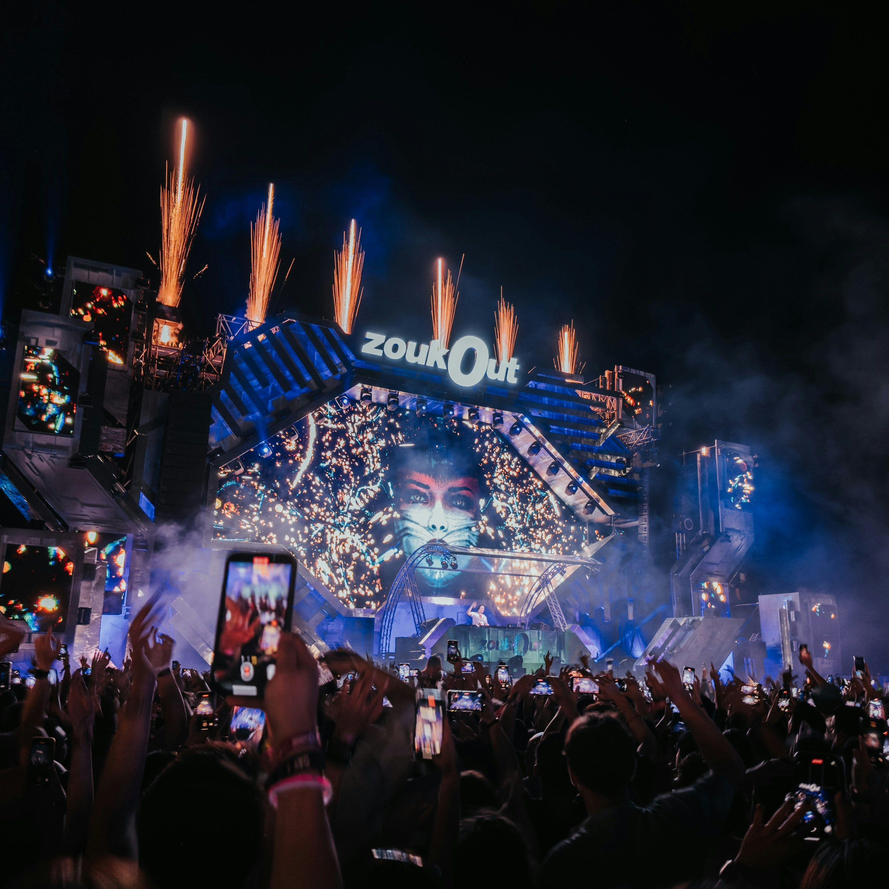 Baby Don't Cry,Treasure(MinGtist Bootleg)