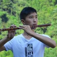 2008新包青天柴玉吹笛子