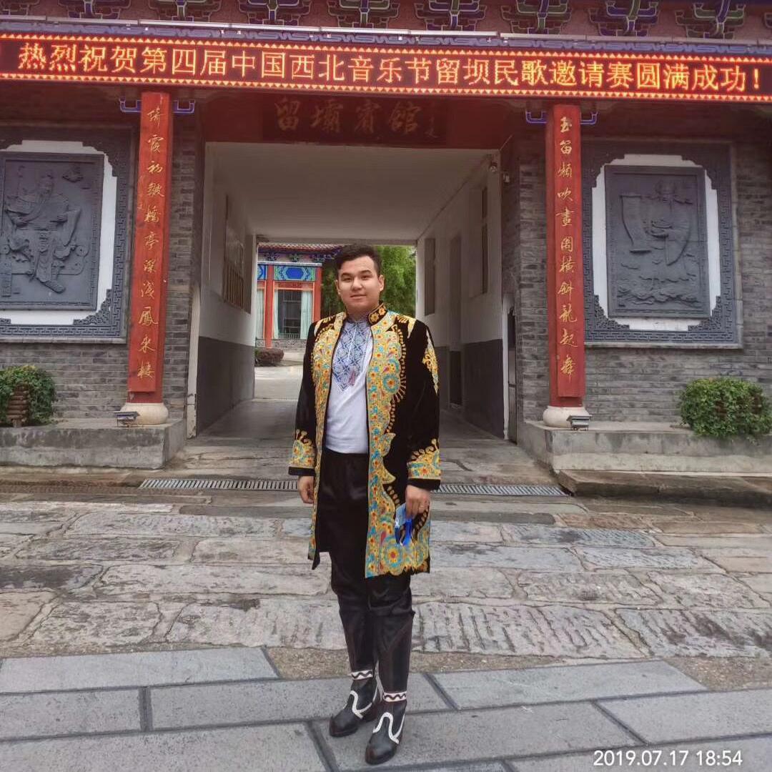 乌孜哈勒木卡姆第一达斯坦桥段