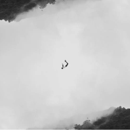 下坠Falling
