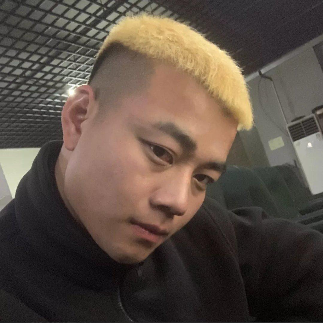他说黑夜太难熬