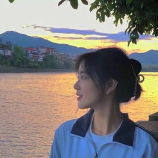 世界在下沉，我们在恋爱