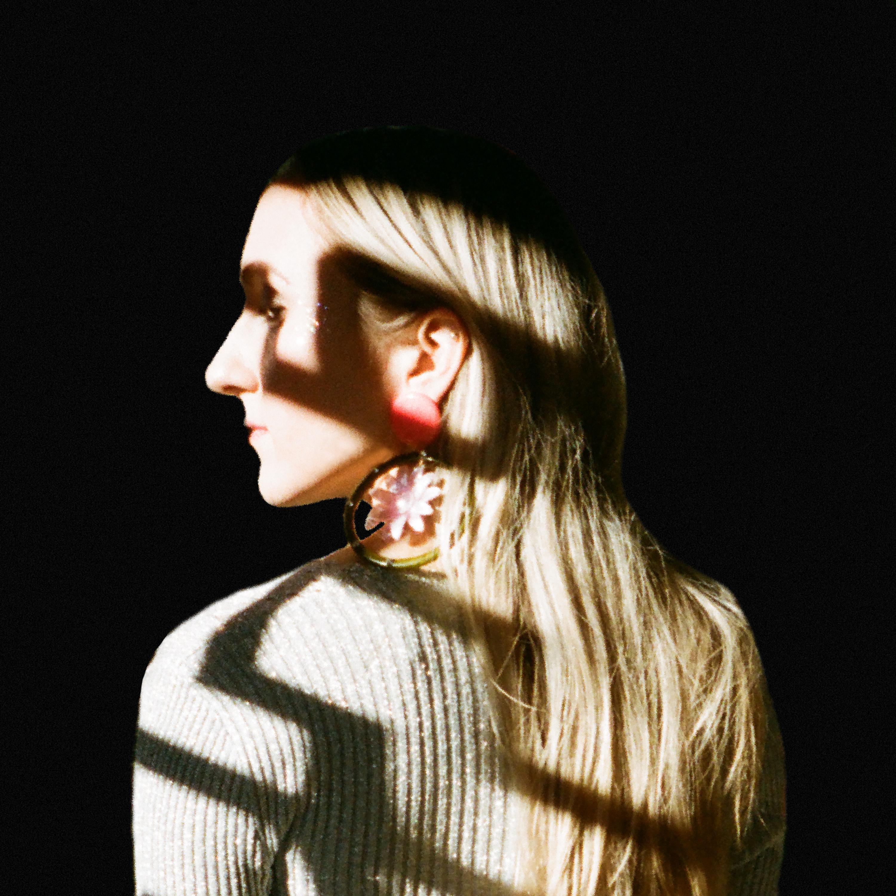 Holly Hologram