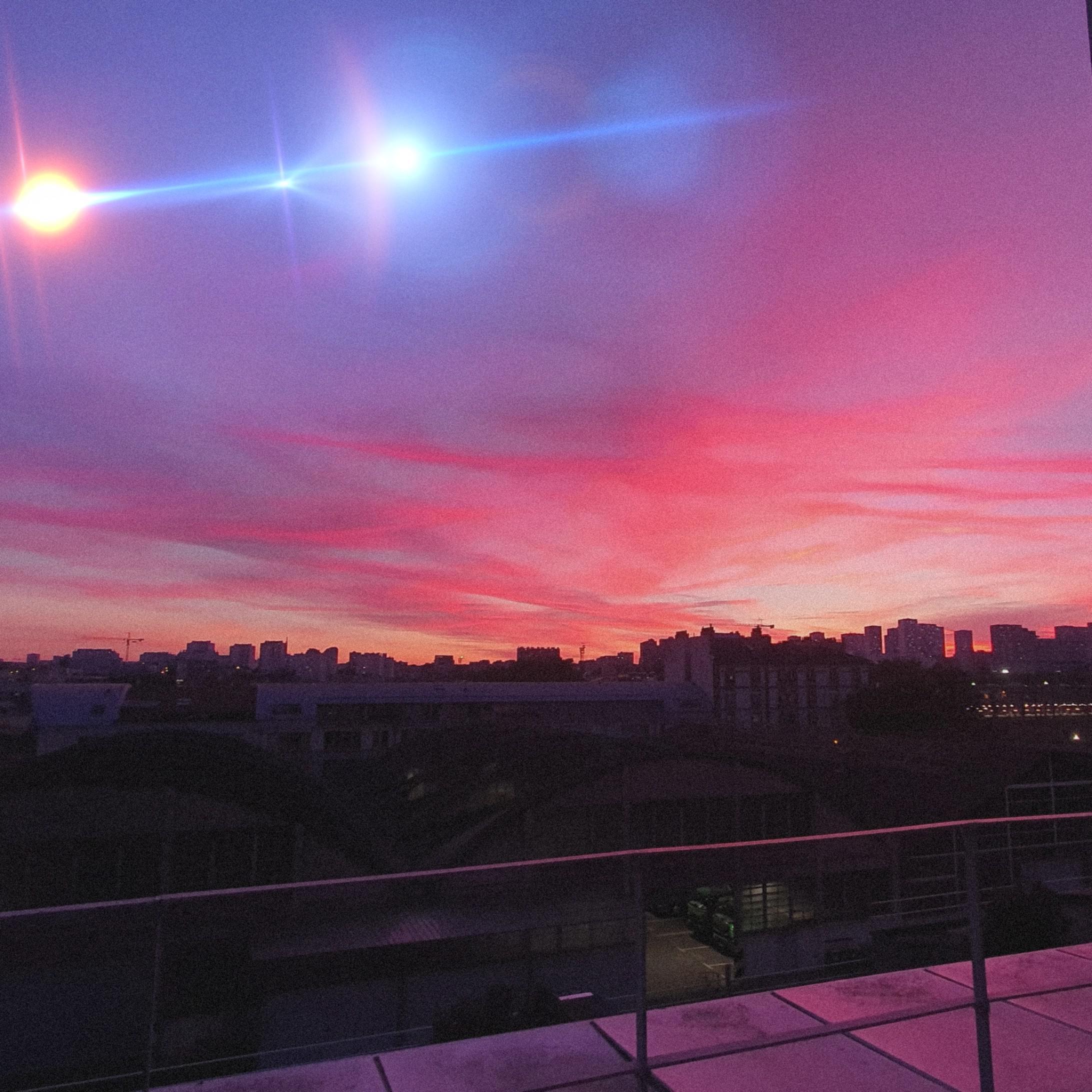 太空流浪指南