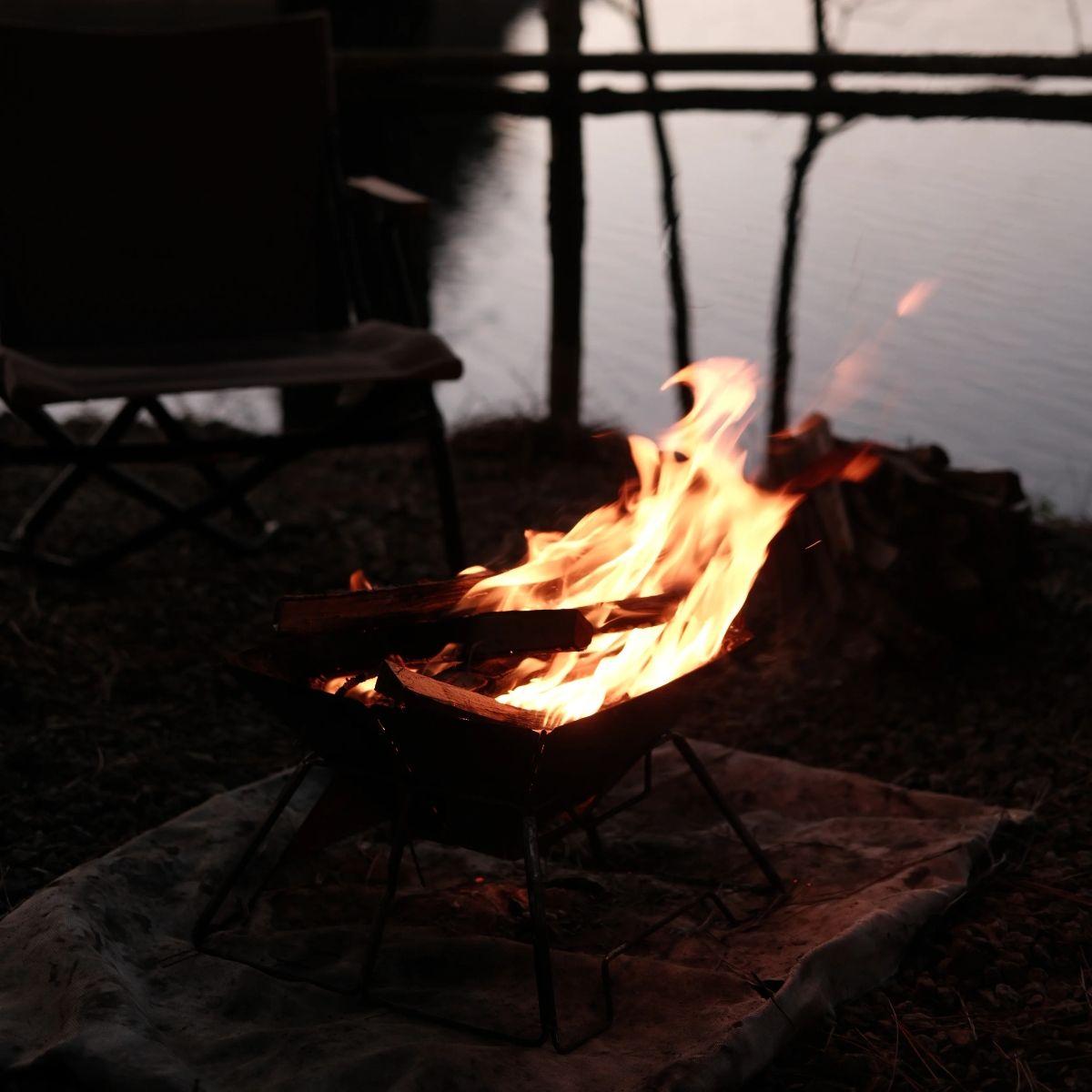 在安静的位置 看热闹的世界