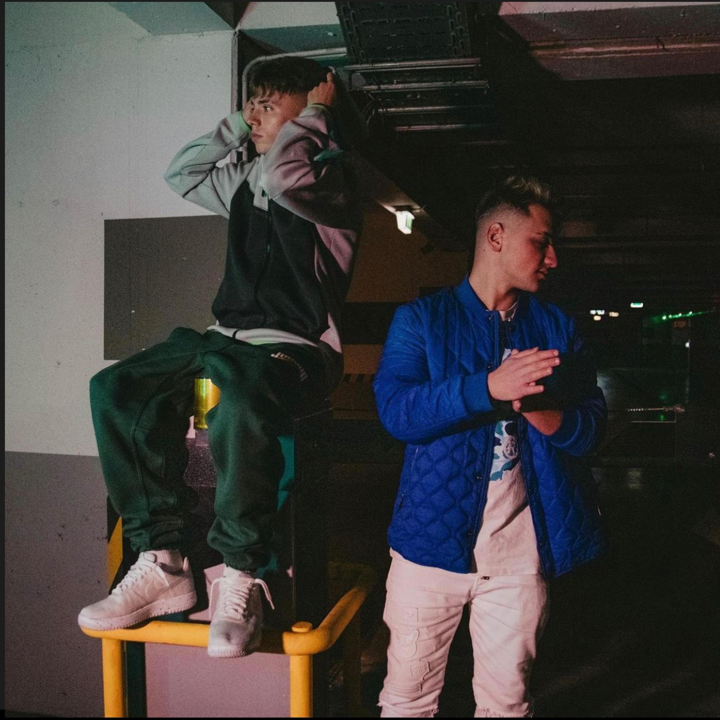 Langa Bloc (feat. Roby)