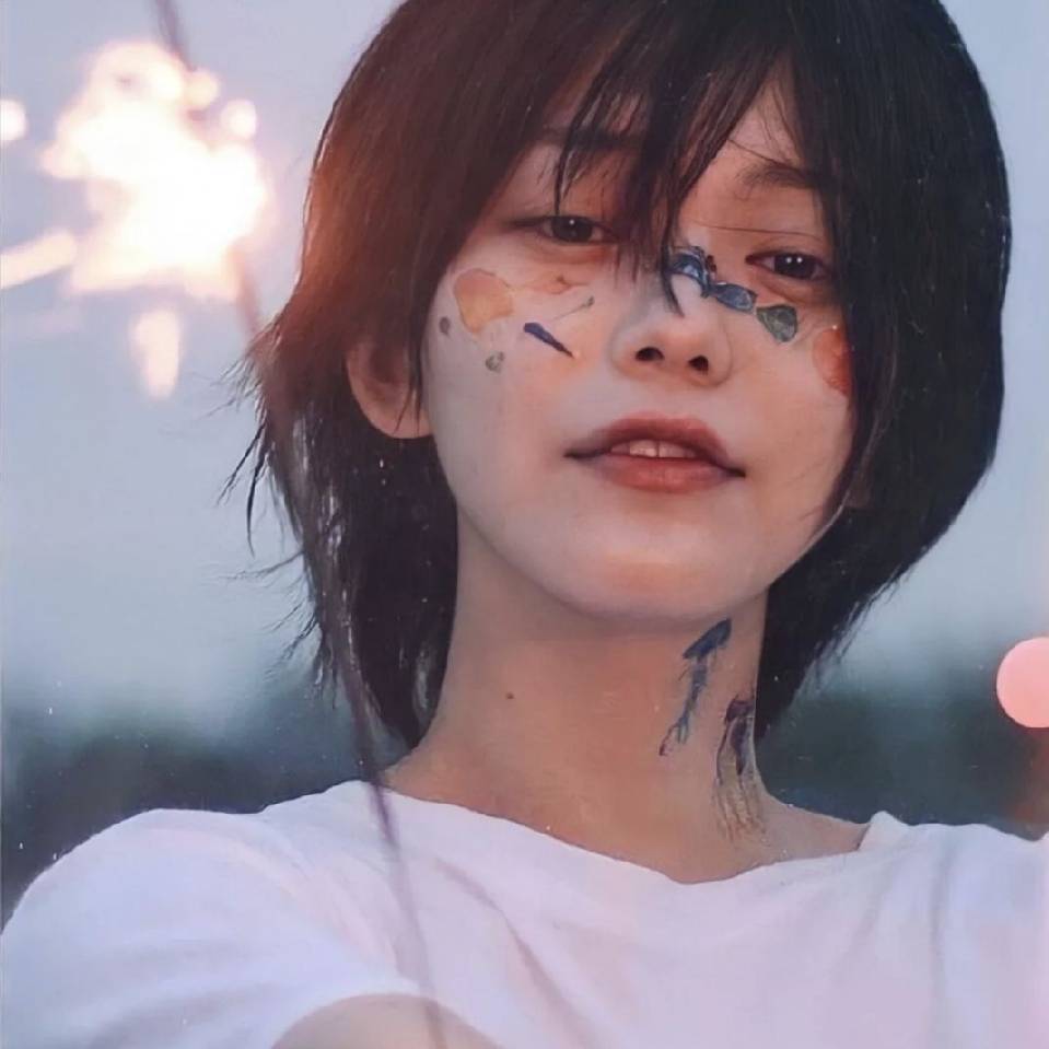 一罐牛奶